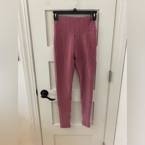 S Pink Textured Leggings